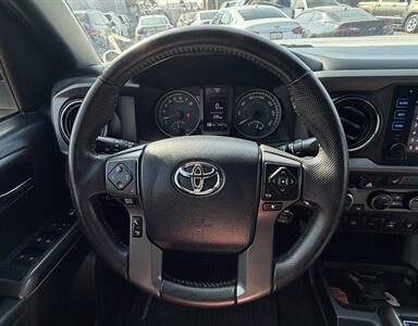2016 Toyota Tacoma SR V6   - Photo 19 - Bakersfield, CA 93301