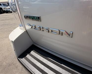 2012 GMC Yukon Denali - Photo 17 - Bakersfield, CA 93305