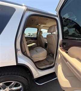 2012 GMC Yukon Denali - Photo 21 - Bakersfield, CA 93305