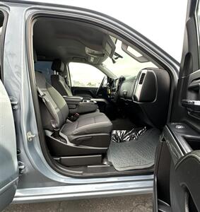 2016 Chevrolet Silverado 1500 LT   - Photo 12 - Bakersfield, CA 93301