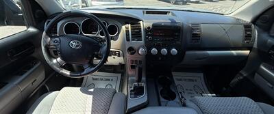 2010 Toyota Tundra Grade - Photo 17 - Bakersfield, CA 93301
