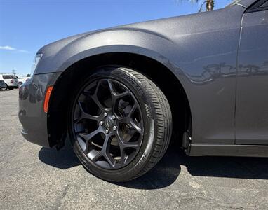 2019 Chrysler 300 S - Photo 30 - Bakersfield, CA 93301