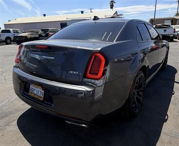 2019 Chrysler 300 S - Photo 16 - Bakersfield, CA 93301