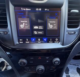 2019 Chrysler 300 S - Photo 35 - Bakersfield, CA 93301
