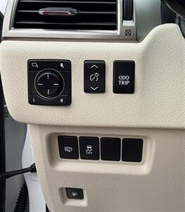 2019 Lexus GX 460   - Photo 11 - Bakersfield, CA 93301