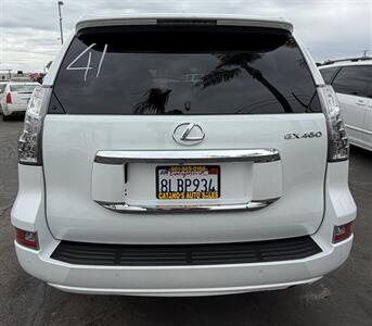 2019 Lexus GX 460   - Photo 13 - Bakersfield, CA 93301