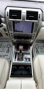 2019 Lexus GX 460   - Photo 31 - Bakersfield, CA 93301
