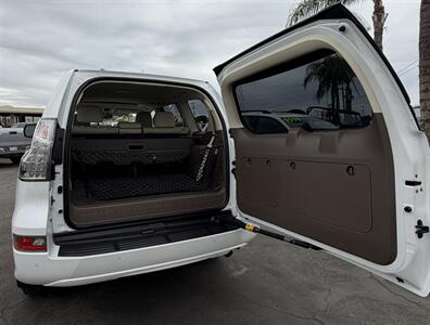 2019 Lexus GX 460   - Photo 15 - Bakersfield, CA 93301