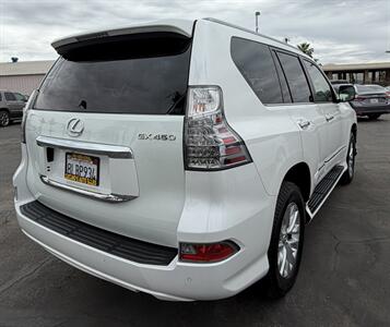 2019 Lexus GX 460   - Photo 19 - Bakersfield, CA 93301