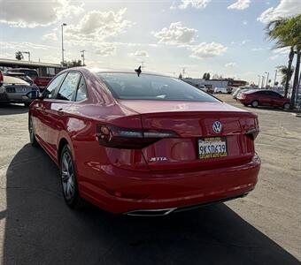 2021 Volkswagen Jetta R-Line - Photo 9 - Bakersfield, CA 93301