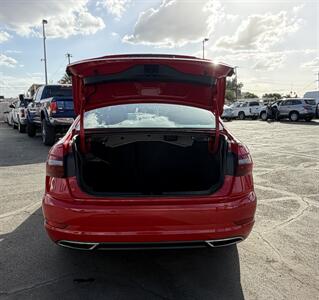 2021 Volkswagen Jetta R-Line - Photo 12 - Bakersfield, CA 93301