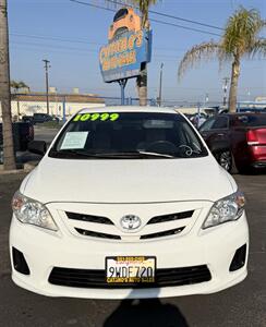 2012 Toyota Corolla LE   - Photo 2 - Bakersfield, CA 93305