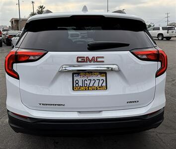 2019 GMC Terrain SLE   - Photo 9 - Bakersfield, CA 93305