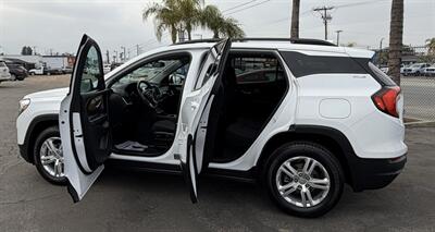 2019 GMC Terrain SLE   - Photo 5 - Bakersfield, CA 93305