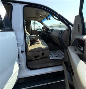 2006 Ford F-150 XLT   - Photo 14 - Bakersfield, CA 93305