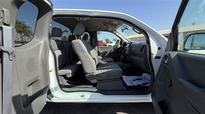 2019 Nissan Frontier S - Photo 15 - Bakersfield, CA 93305