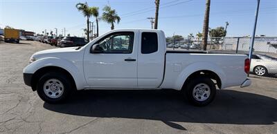 2019 Nissan Frontier S - Photo 4 - Bakersfield, CA 93305