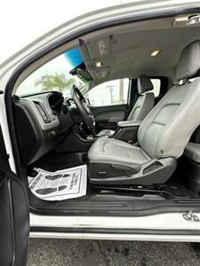 2019 Chevrolet Colorado Work Truck   - Photo 7 - Bakersfield, CA 93301