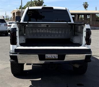 2016 GMC Sierra 2500HD SLE   - Photo 11 - Bakersfield, CA 93305