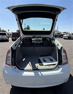 2015 Toyota Prius One   - Photo 11 - Bakersfield, CA 93305
