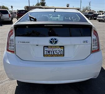 2015 Toyota Prius One   - Photo 9 - Bakersfield, CA 93305