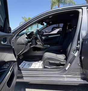 2019 Honda Civic Sport - Photo 6 - Bakersfield, CA 93305