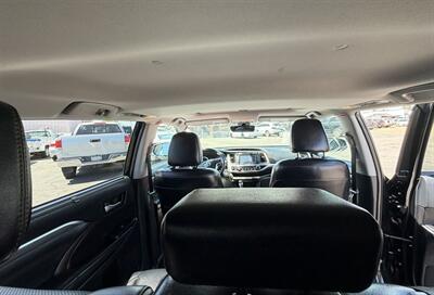 2019 Toyota Highlander Limited Platinum - Photo 22 - Bakersfield, CA 93301