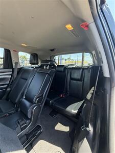 2019 Toyota Highlander Limited Platinum - Photo 9 - Bakersfield, CA 93301