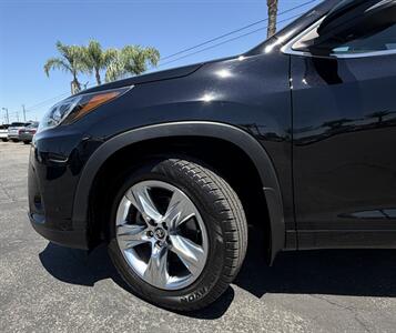 2019 Toyota Highlander Limited Platinum - Photo 33 - Bakersfield, CA 93301
