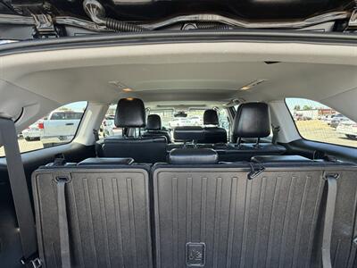 2019 Toyota Highlander Limited Platinum - Photo 15 - Bakersfield, CA 93301