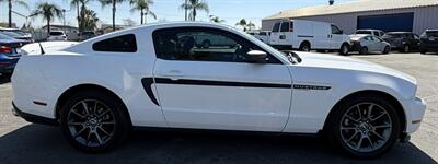 2012 Ford Mustang V6 Premium - Photo 14 - Bakersfield, CA 93301