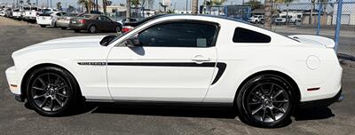 2012 Ford Mustang V6 Premium - Photo 4 - Bakersfield, CA 93301