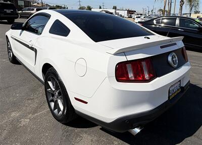 2012 Ford Mustang V6 Premium - Photo 8 - Bakersfield, CA 93301
