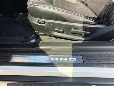 2012 Ford Mustang V6 Premium - Photo 27 - Bakersfield, CA 93301