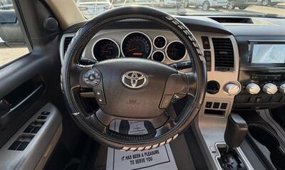 2008 Toyota Tundra SR5 - Photo 18 - Bakersfield, CA 93301
