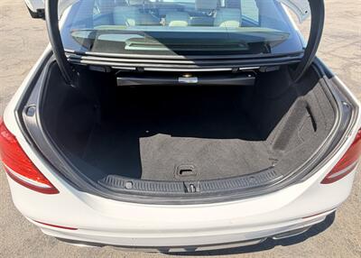 2017 Mercedes-Benz E 300 - Photo 13 - Bakersfield, CA 93301