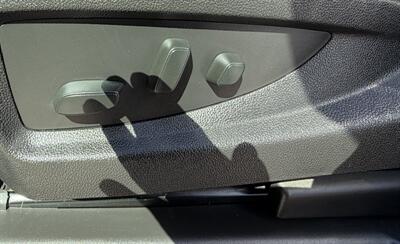 2017 GMC Sierra 1500 SLT   - Photo 8 - Bakersfield, CA 93305