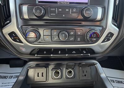 2017 GMC Sierra 1500 SLT   - Photo 32 - Bakersfield, CA 93305