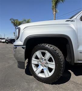 2017 GMC Sierra 1500 SLT   - Photo 34 - Bakersfield, CA 93305