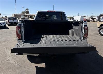 2017 GMC Sierra 1500 SLT   - Photo 17 - Bakersfield, CA 93305
