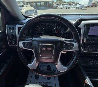 2017 GMC Sierra 1500 SLT   - Photo 25 - Bakersfield, CA 93305