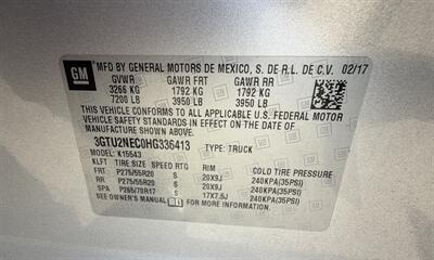 2017 GMC Sierra 1500 SLT   - Photo 7 - Bakersfield, CA 93305