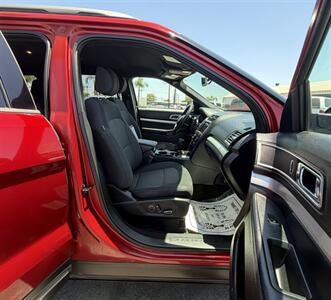 2017 Ford Explorer XLT   - Photo 22 - Bakersfield, CA 93305