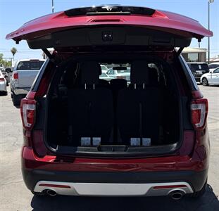 2017 Ford Explorer XLT   - Photo 15 - Bakersfield, CA 93305