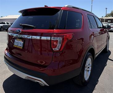 2017 Ford Explorer XLT   - Photo 19 - Bakersfield, CA 93305