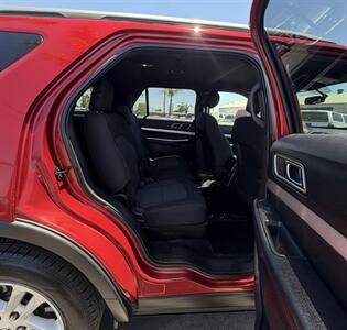 2017 Ford Explorer XLT   - Photo 23 - Bakersfield, CA 93305
