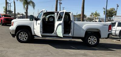 2013 GMC Sierra 2500HD SLE   - Photo 5 - Bakersfield, CA 93301