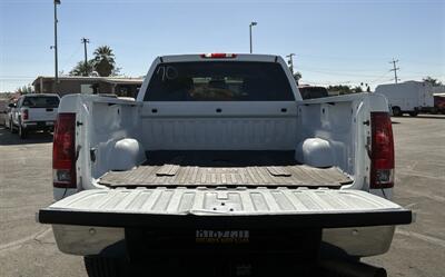 2013 GMC Sierra 2500HD SLE   - Photo 14 - Bakersfield, CA 93301