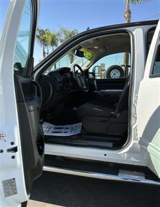 2013 GMC Sierra 2500HD SLE   - Photo 6 - Bakersfield, CA 93301