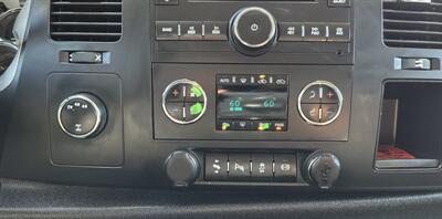 2013 GMC Sierra 2500HD SLE   - Photo 22 - Bakersfield, CA 93301